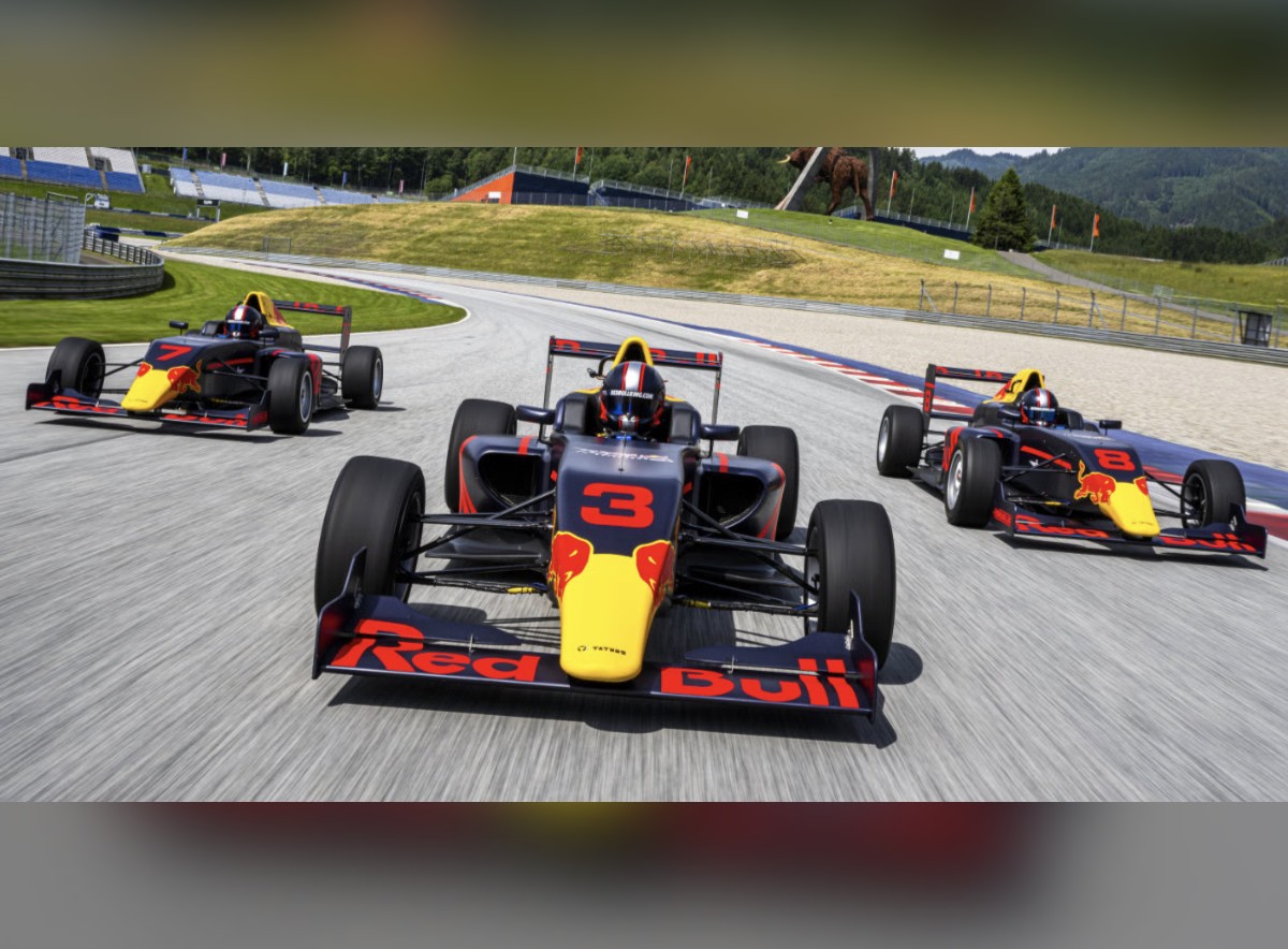 SÚŤAŽ Red Bull a Slovnaft: vyhrajte Formula 4 Experience na Red Bull Ringu (36 výhercov)
