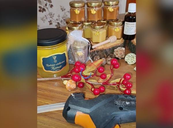 SÚŤAŽ Rodinné včelárstvo Komár: vyhrajte poukážku 20 € alebo medy